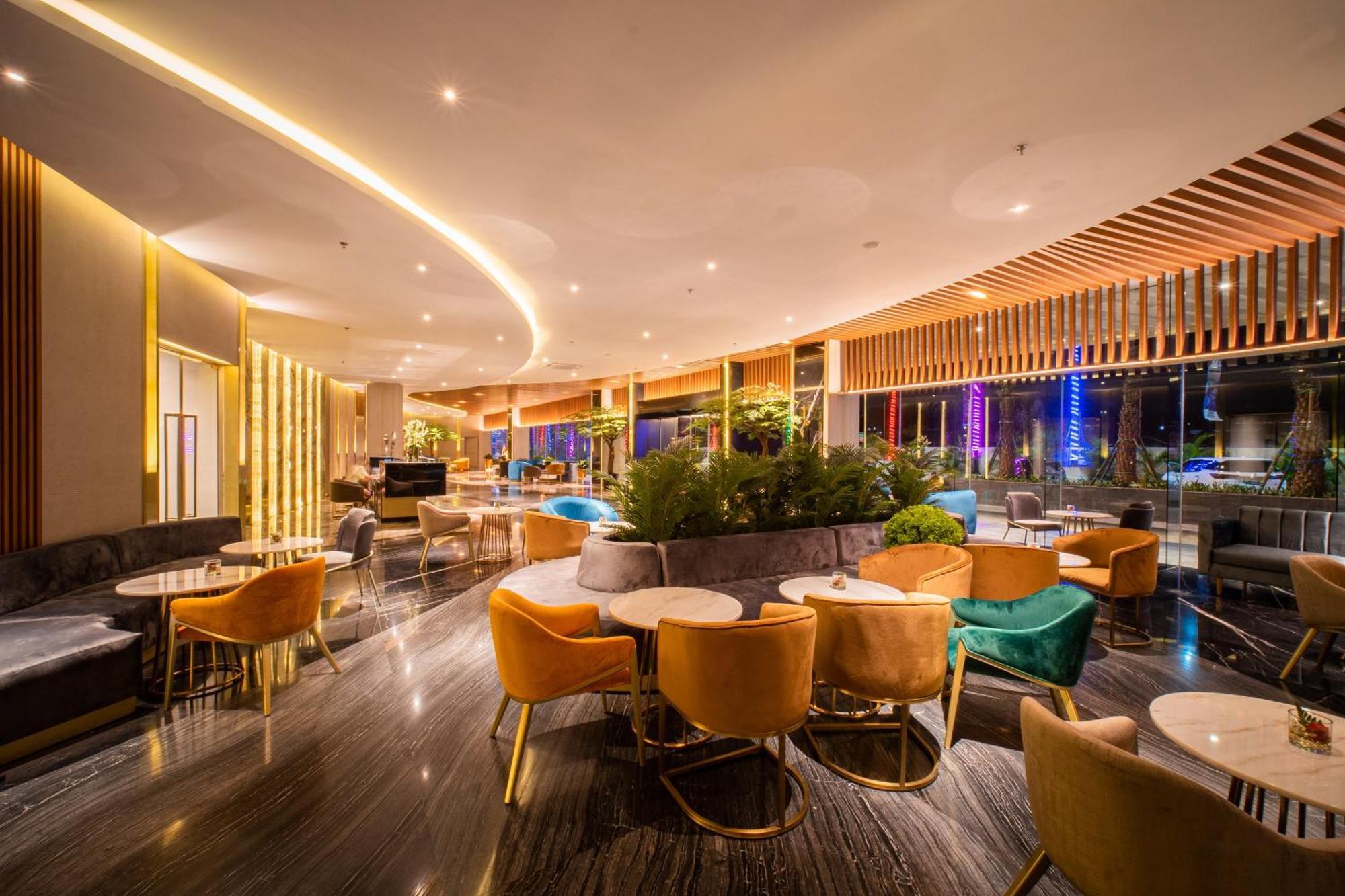 Hotel The - Pentacity Balikpapan (Borneo)