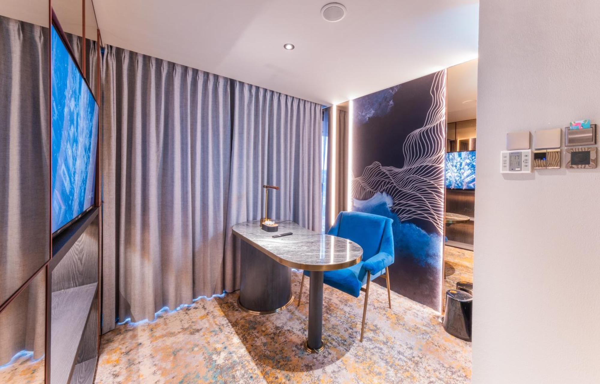 The - Pentacity 4*